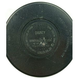 MAC Cosmetics Makeup - MAC Dainty mineralize blush MAC Cosmetics Makeup - MAC Dainty mineralize blush